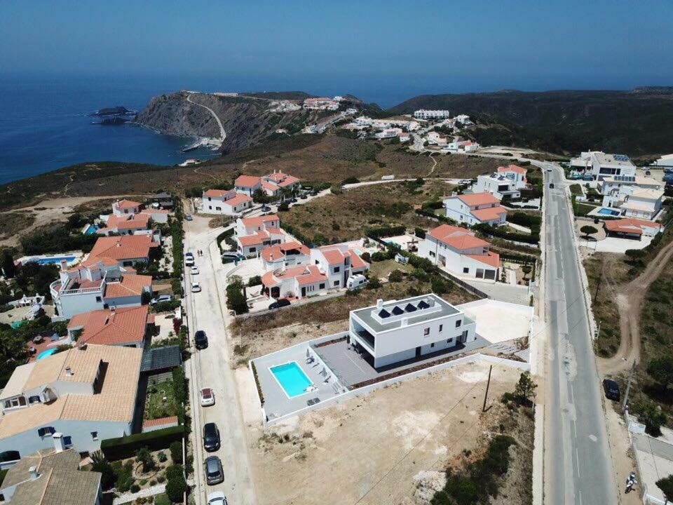 Biscuttela Vicentina Villa Praia da Arrifana Buitenkant foto
