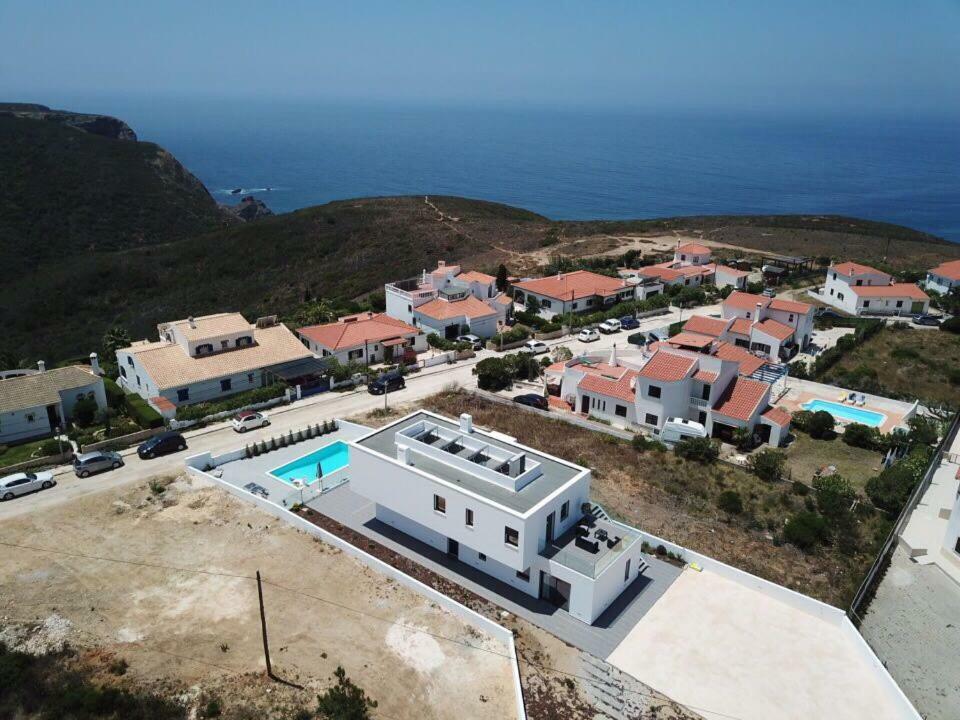 Biscuttela Vicentina Villa Praia da Arrifana Buitenkant foto