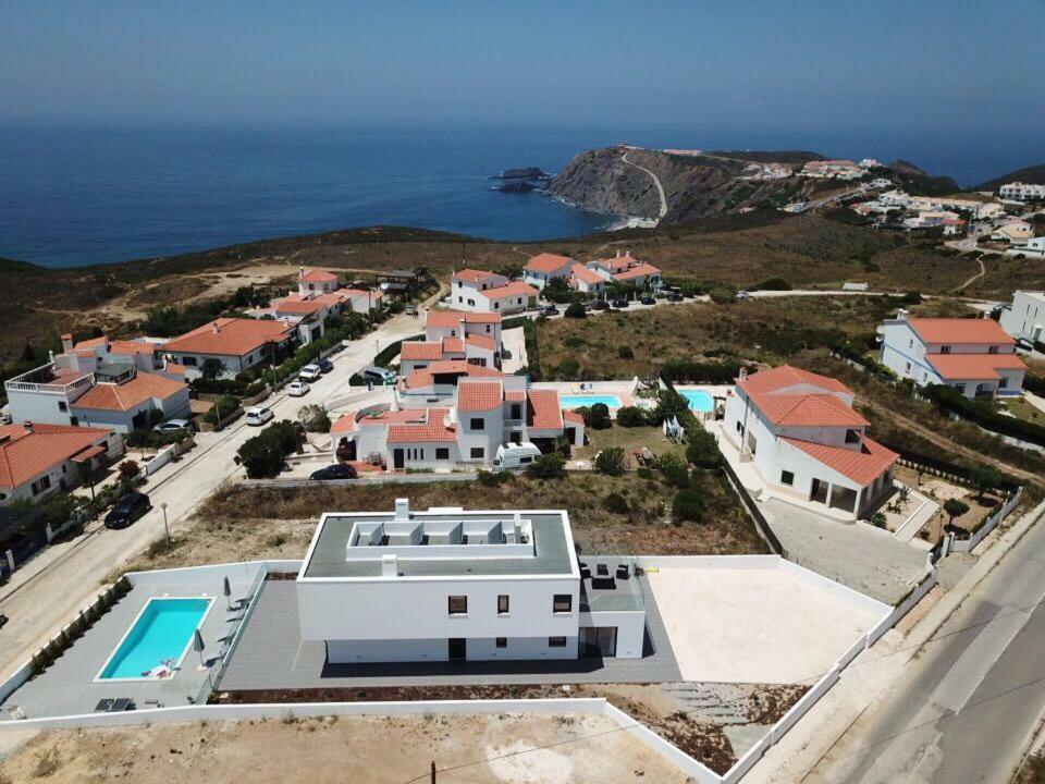 Biscuttela Vicentina Villa Praia da Arrifana Buitenkant foto